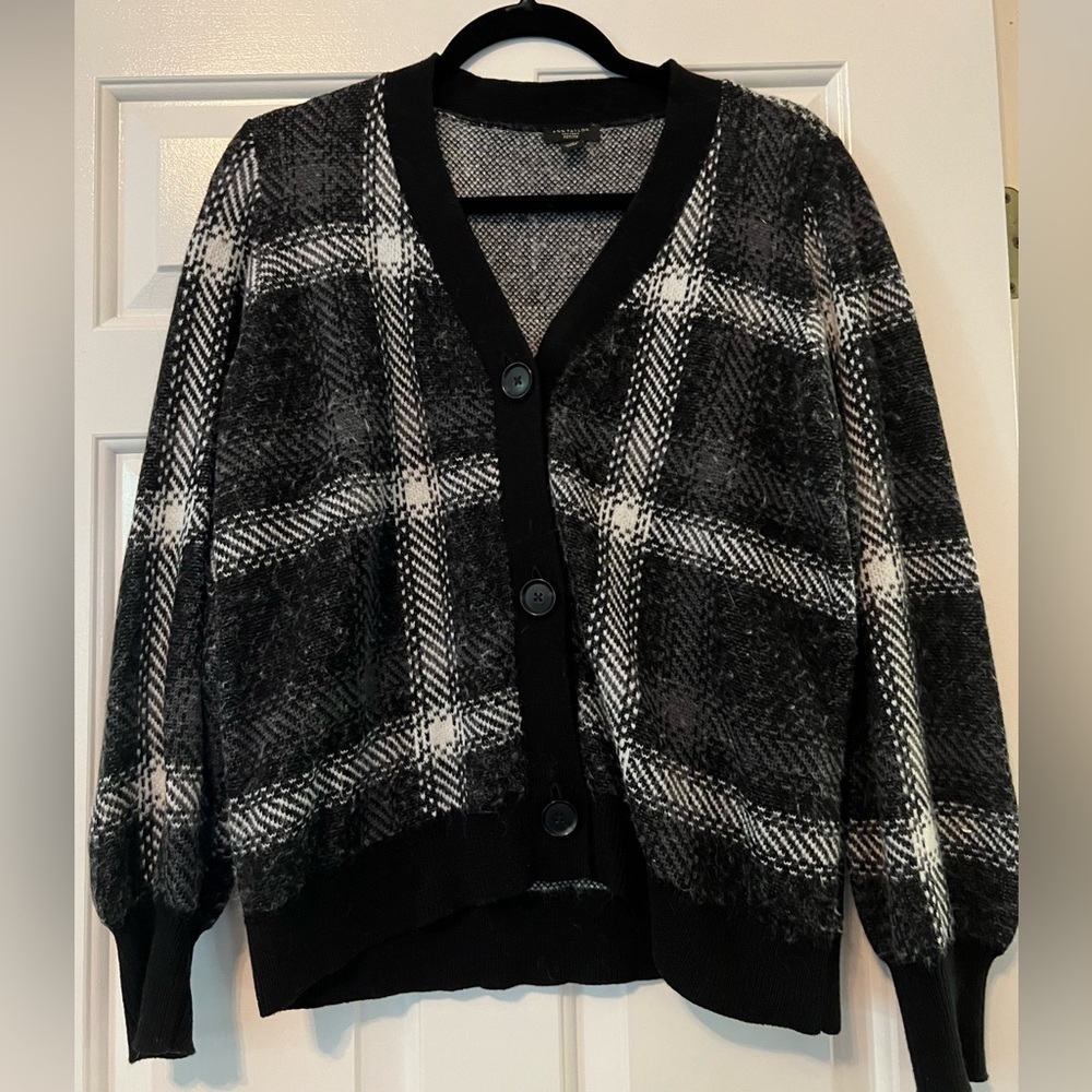 Cute Anne Taylor Factory Sweater PL